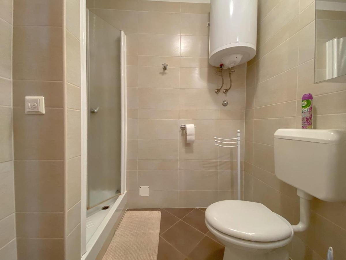 Vesna S Apartment Novigrad Istria Exterior foto