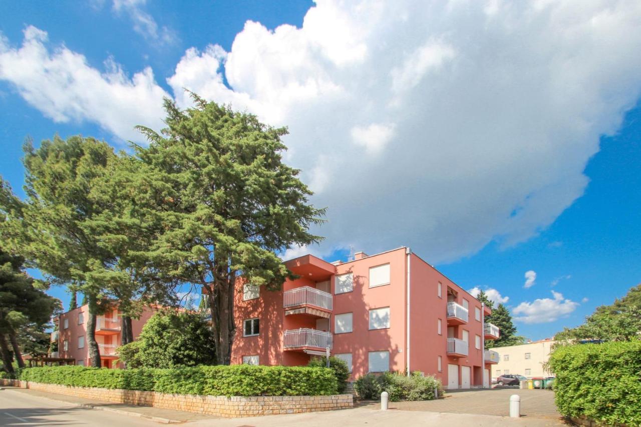 Vesna S Apartment Novigrad Istria Exterior foto