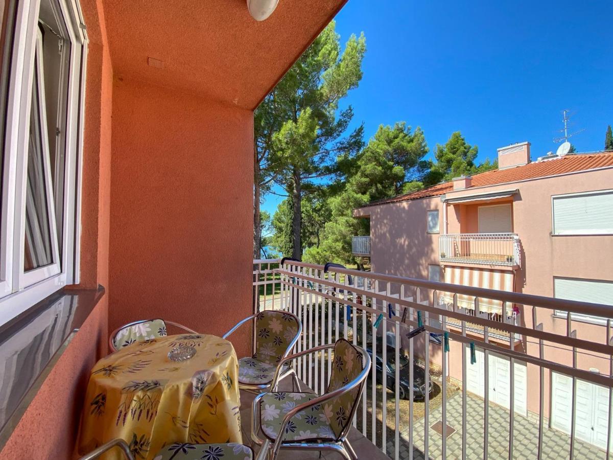 Vesna S Apartment Novigrad Istria Exterior foto